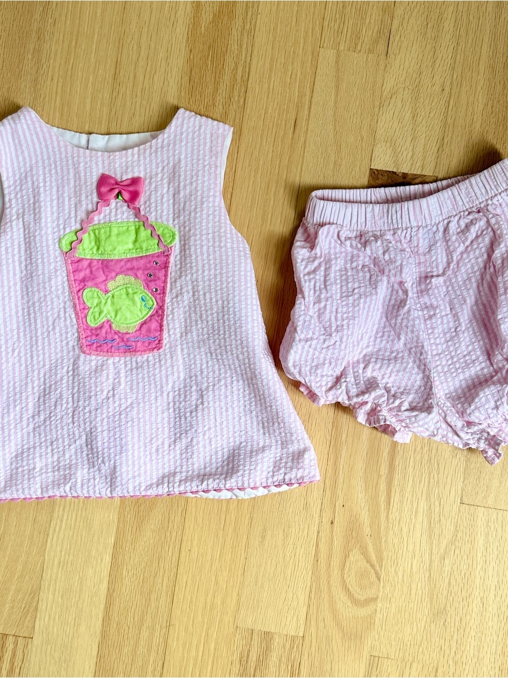 Pink Seersucker Toddler Bubble Shorts & Tank Set with Lime Fish Applique, 18m